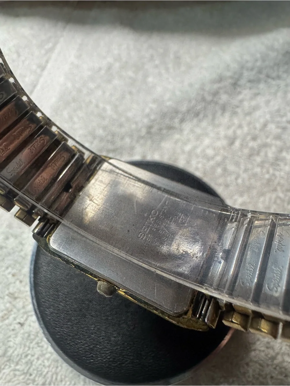 Seiko elegant rectangular